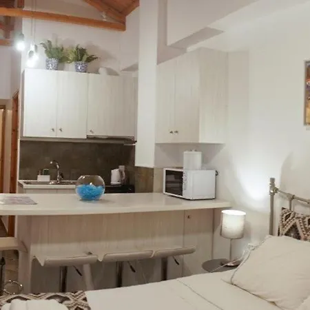 In Hydra Apartment *